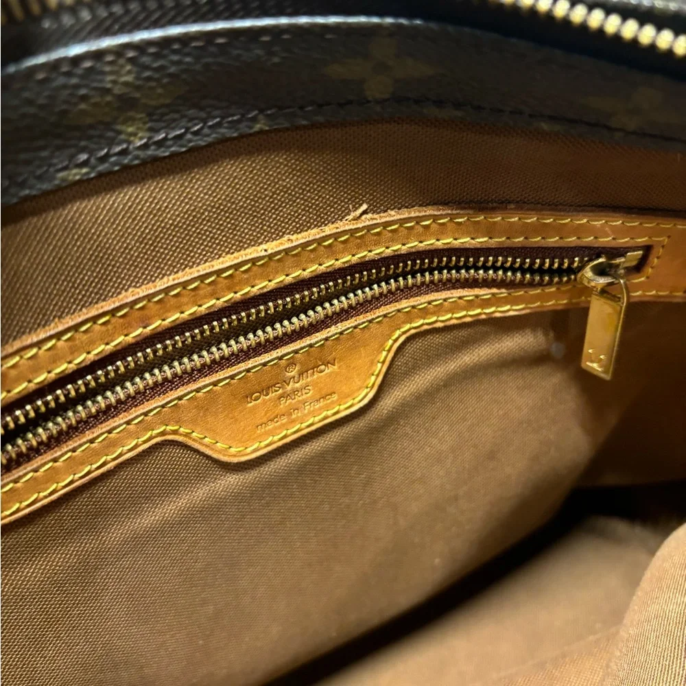 Louis Vuitton shoulder bag - Picture 9 of 10